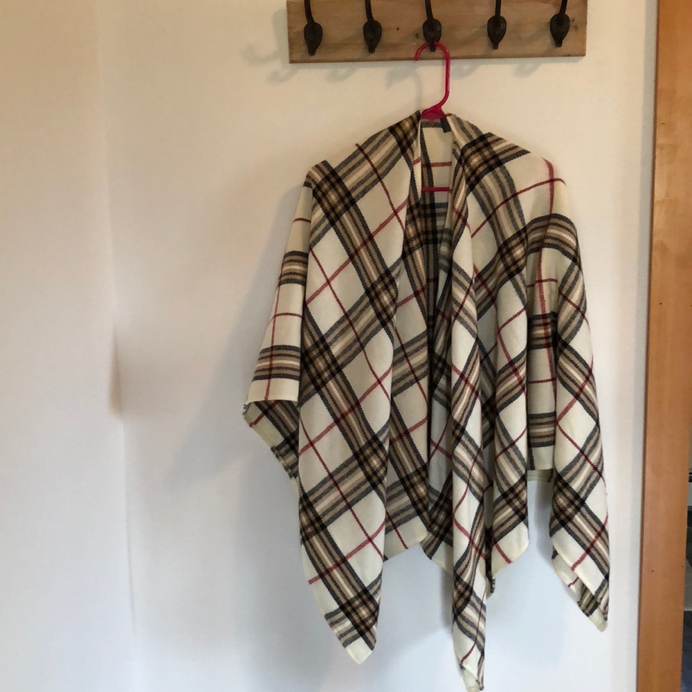 Fall wrap - Picture 1 of 2